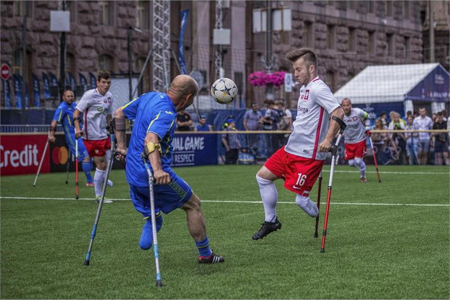 Love Soccer? Leading Can Be Much The Same!