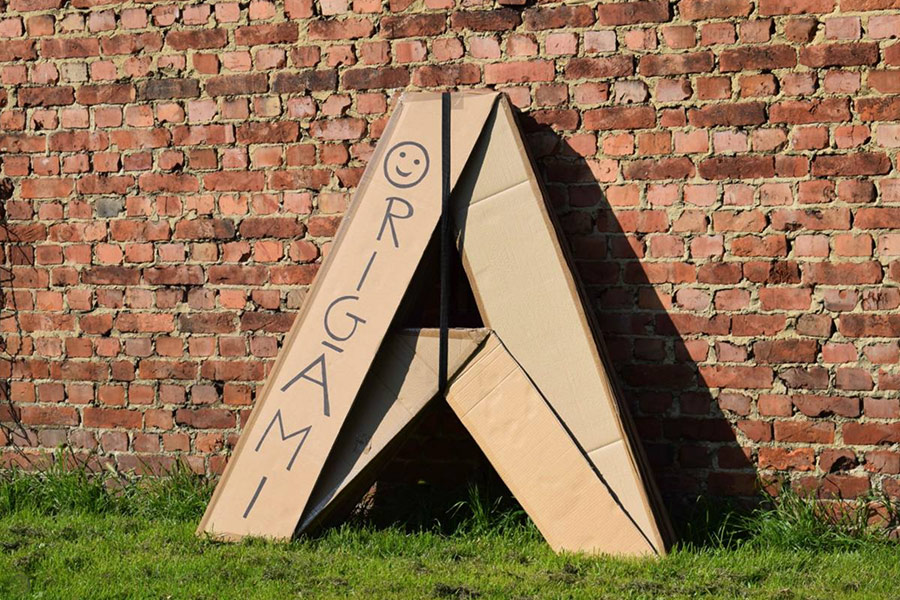 Housing The Homeless: Cardboard Tents Sprout in Brussels