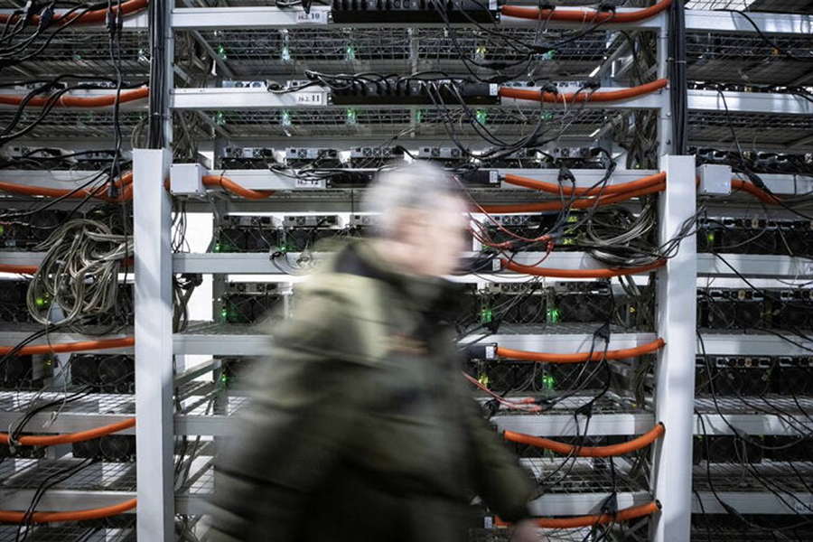 U.S. Small Towns Take On Energy-Guzzling Bitcoin Miners