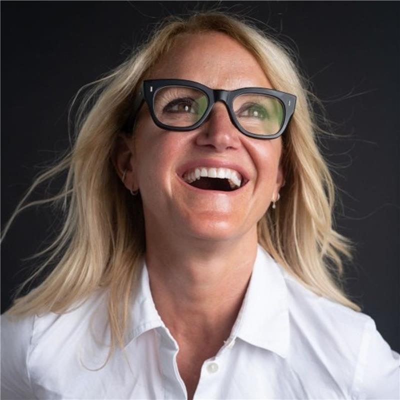 MEL ROBBINS